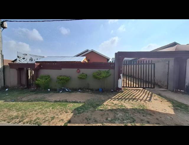 3 BEDROOM PROPERTY TO RENT IN FLEURHOF